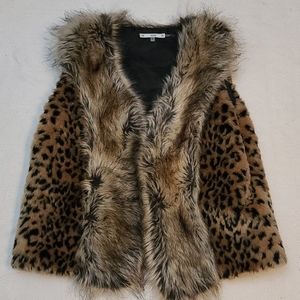 Sioni Med faux fur animal print vest
